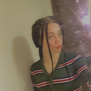 Meet your Posher, Aurianna